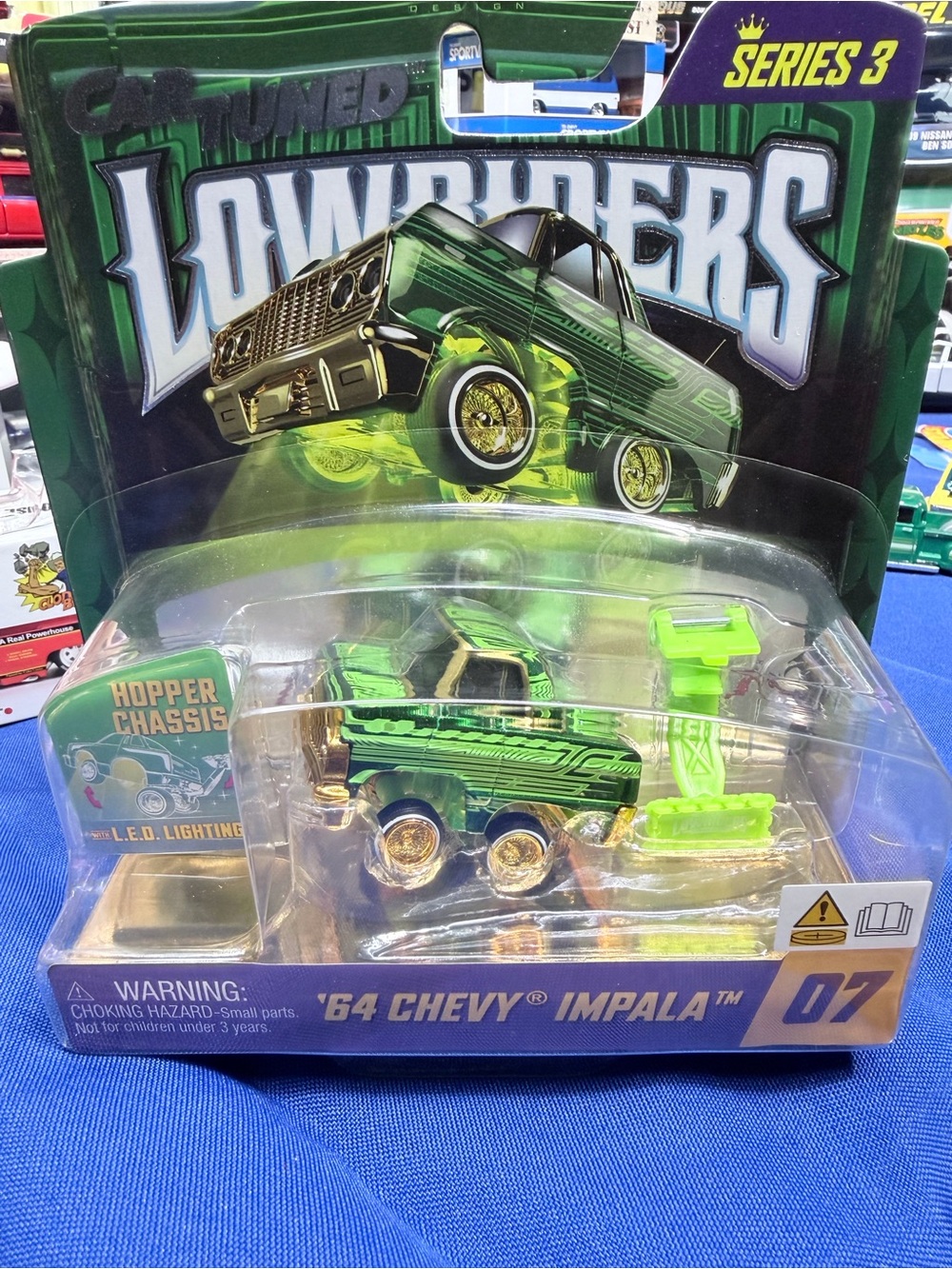 Riders by Lee '64 Chevy Impala Lowriders Series 3 Toy - Green & Gold